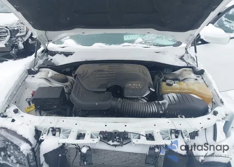 2016 Chrysler 300 300S z USA, uszkodzony, nr VIN 2C3CCAGG9GH220616